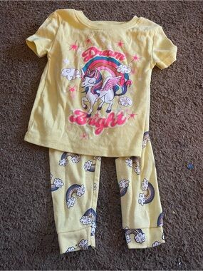 Kidgets Yellow Unicorn Rainbow 'Dream Bright' Pajama Set